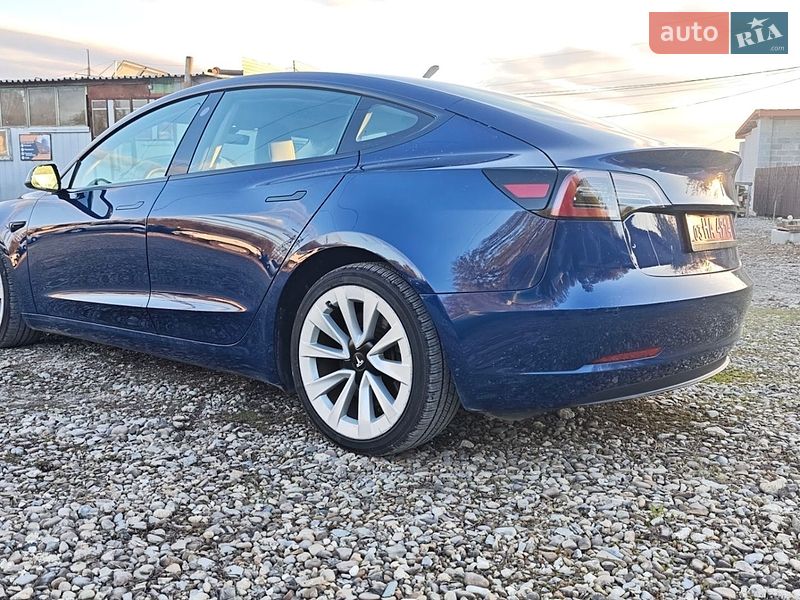 Седан Tesla Model 3 2023 в Каменец-Подольском