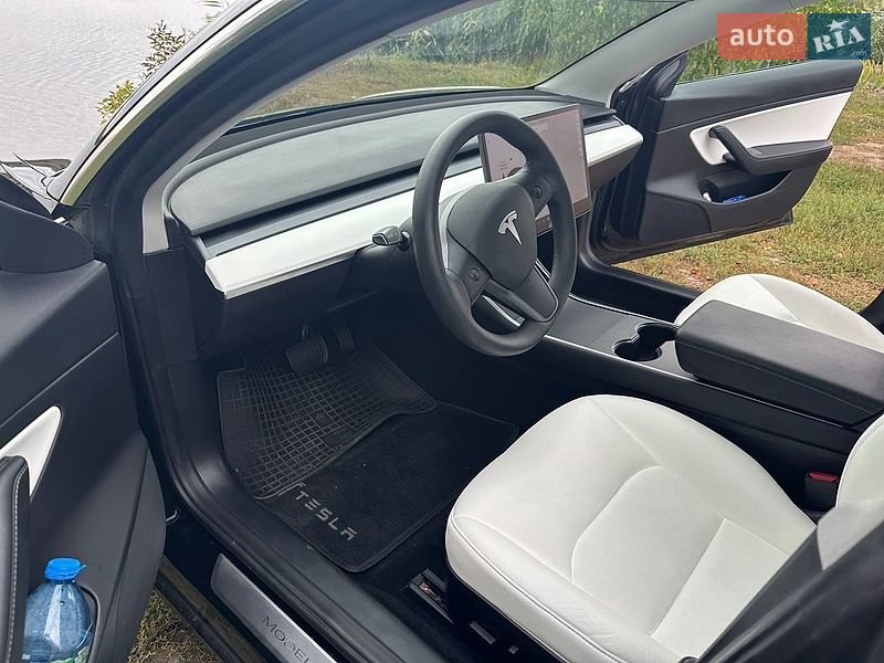 Седан Tesla Model 3 2020 в Харькове