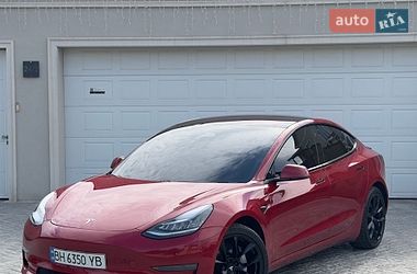 Седан Tesla Model 3 2018 в Одесі