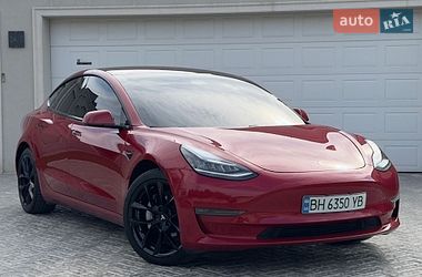 Седан Tesla Model 3 2018 в Одесі