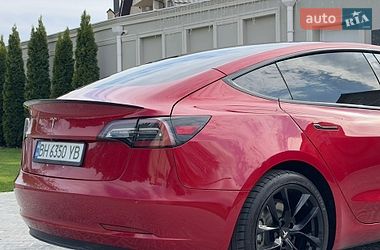 Седан Tesla Model 3 2018 в Одесі