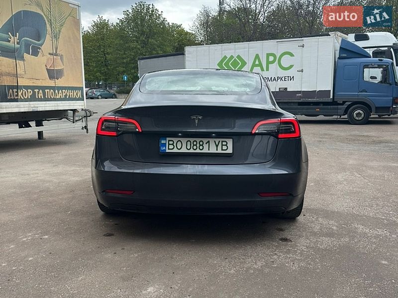 Седан Tesla Model 3 2023 в Тернополе фото 4 Седан Tesla Model 3 2023 в Тернополе