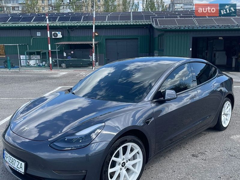 Седан Tesla Model 3 2021 в Запорожье