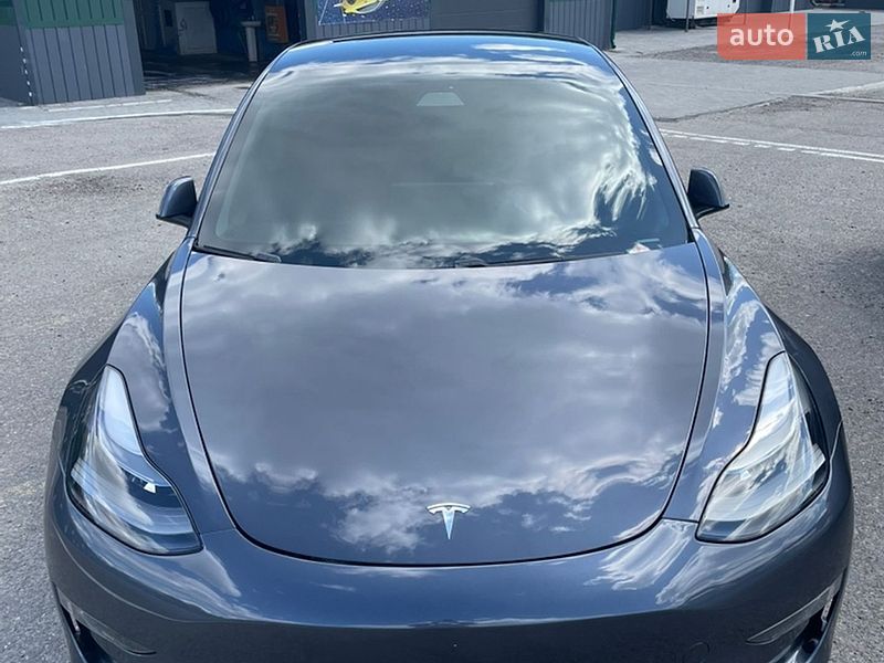 Седан Tesla Model 3 2021 в Запорожье