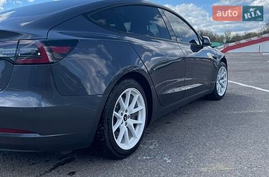 Седан Tesla Model 3 2021 в Запорожье