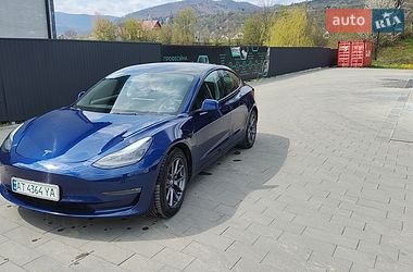 Седан Tesla Model 3 2022 в Ивано-Франковске