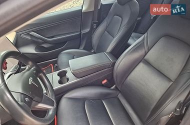 Седан Tesla Model 3 2018 в Днепре