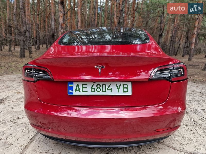 Седан Tesla Model 3 2018 в Днепре