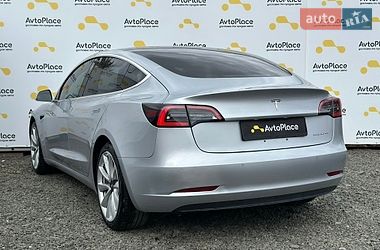 Седан Tesla Model 3 2018 в Луцке