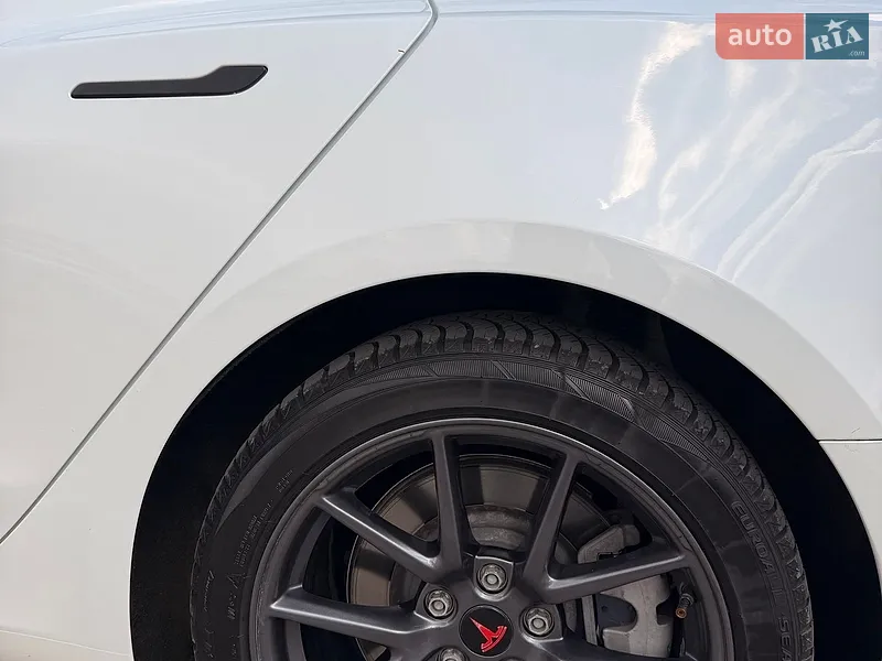 Tesla Model 3 2022 VIN 5YJ3E1EB0NF169538 фото оголошення 13 з 41