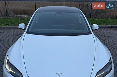 Седан Tesla Model 3 2024 в Днепре