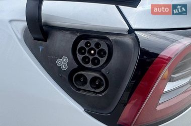 Седан Tesla Model 3 2020 в Києві
