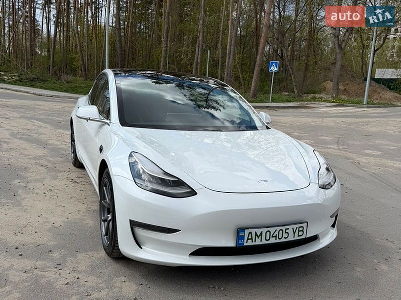 Седан Tesla Model 3 2019 в Житомирі фото 3 Седан Tesla Model 3 2019 в Житомирі