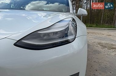 Седан Tesla Model 3 2019 в Житомирі фото 26 Седан Tesla Model 3 2019 в Житомирі