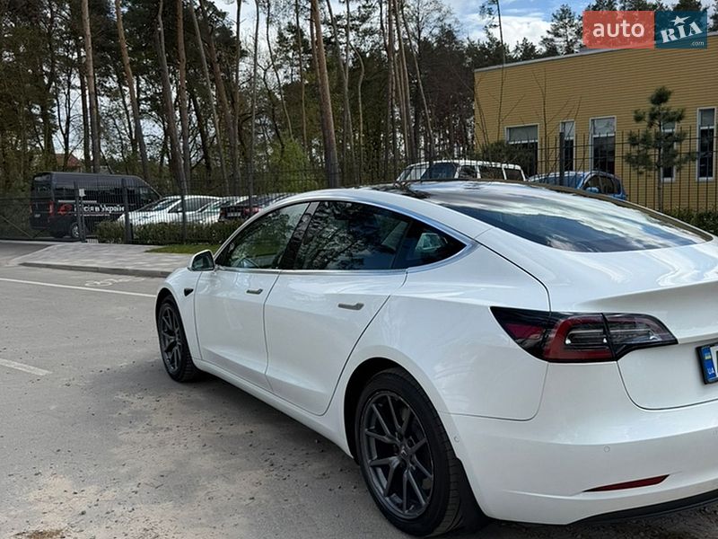 Седан Tesla Model 3 2019 в Житомирі фото 14 Седан Tesla Model 3 2019 в Житомирі