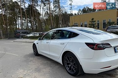 Седан Tesla Model 3 2019 в Житомирі фото 13 Седан Tesla Model 3 2019 в Житомирі