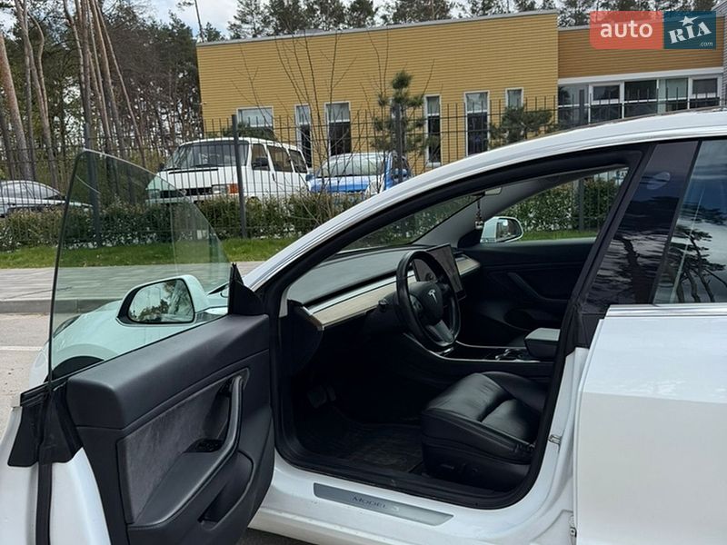 Седан Tesla Model 3 2019 в Житомирі фото 32 Седан Tesla Model 3 2019 в Житомирі