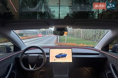 Седан Tesla Model 3 2024 в Києві