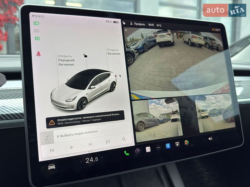 Седан Tesla Model 3 2021 в Черновцах