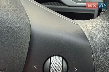 Седан Tesla Model 3 2021 в Черновцах