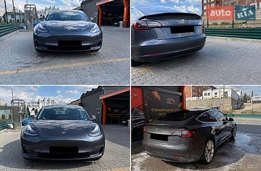 Седан Tesla Model 3 2019 в Кропивницькому