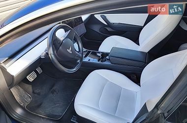 Седан Tesla Model 3 2018 в Полтаве