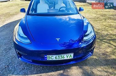 Седан Tesla Model 3 2018 в Полтаві