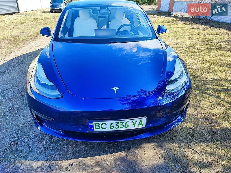Седан Tesla Model 3 2018 в Полтаві