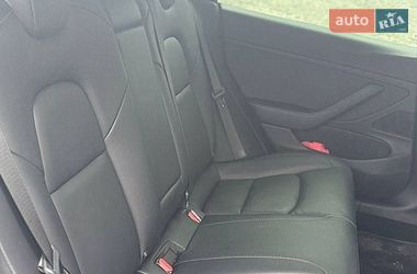 Седан Tesla Model 3 2020 в Львове