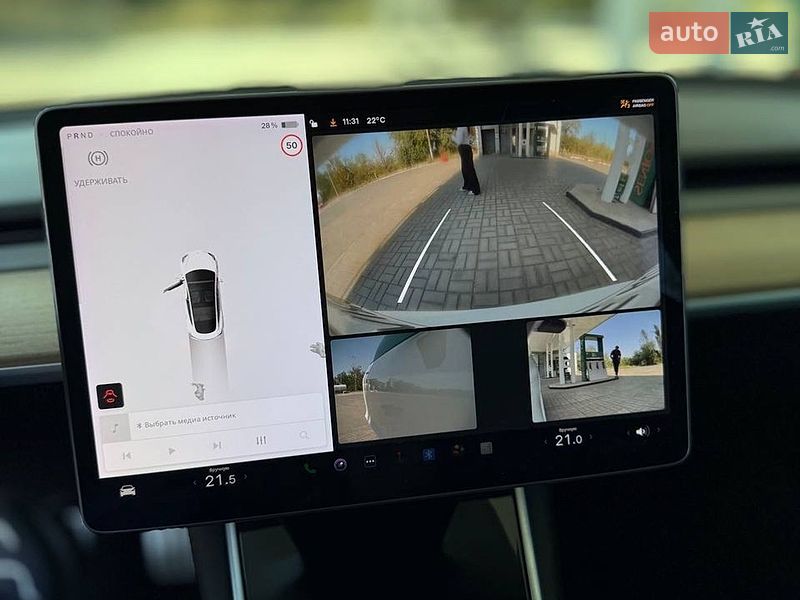 Седан Tesla Model 3 2019 в Дніпрі