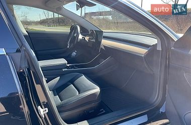 Седан Tesla Model 3 2018 в Самборе