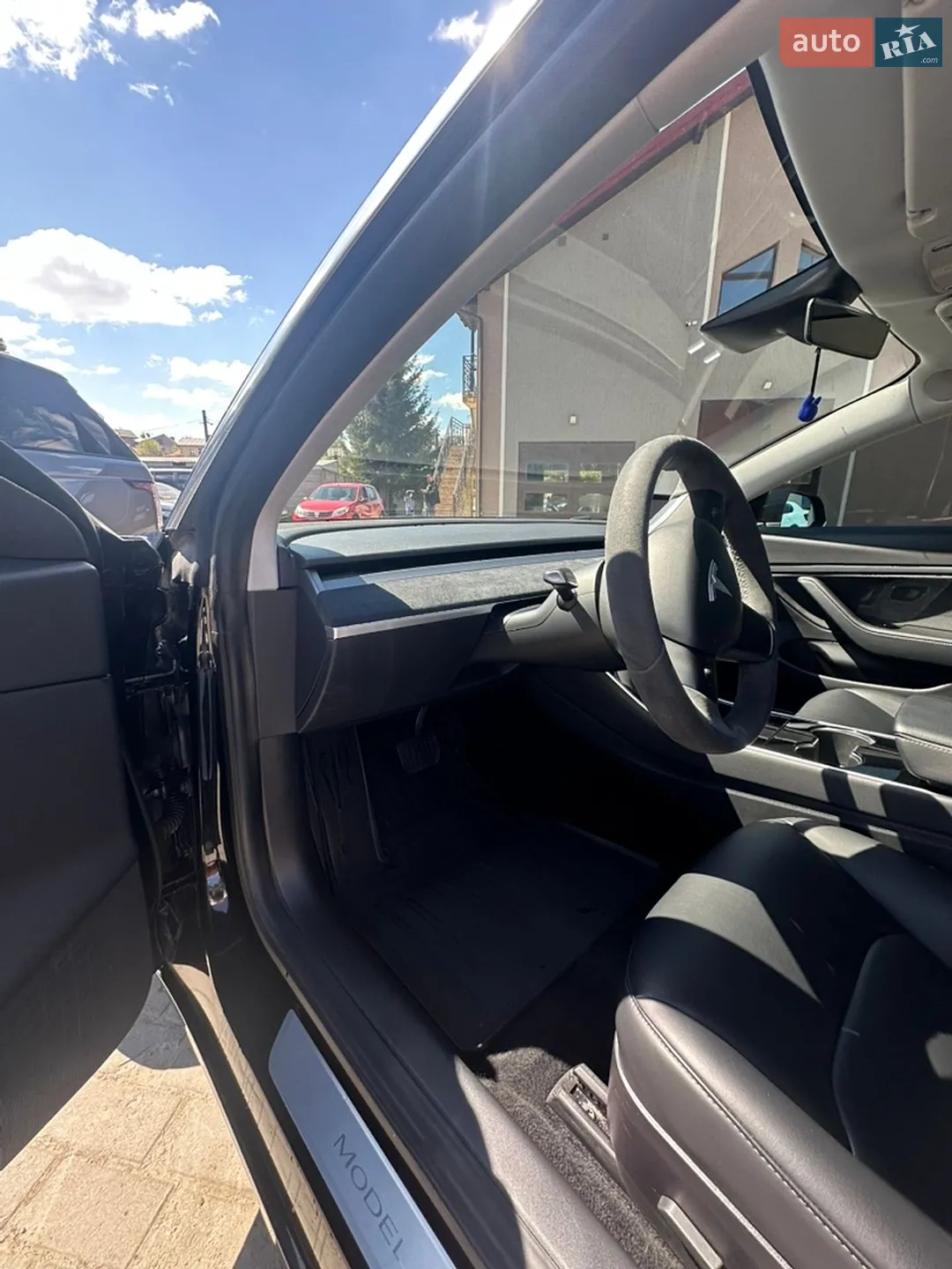 2019 Tesla Model 3 - мініатюра 14