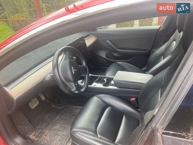 Седан Tesla Model 3 2018 в Харкові