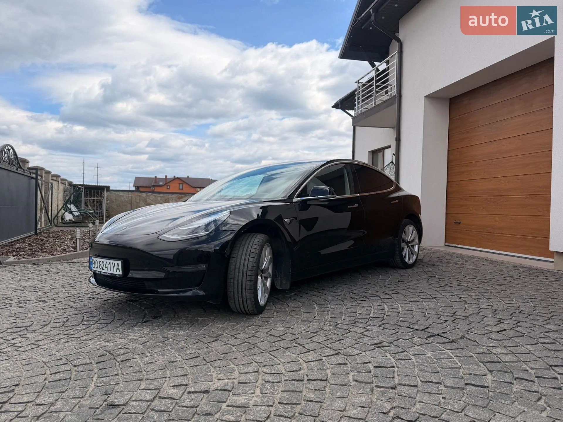 2019 Tesla Model 3 - мініатюра 3