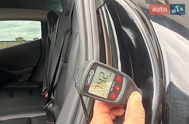 Седан Tesla Model 3 2019 в Тернополе