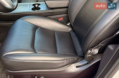 Седан Tesla Model 3 2022 в Киеве