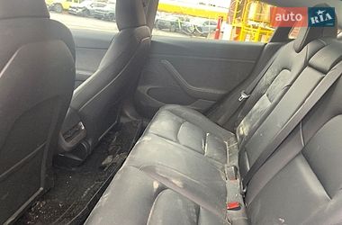 Седан Tesla Model 3 2023 в Киеве