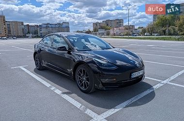 Седан Tesla Model 3 2022 в Кам'янець-Подільському