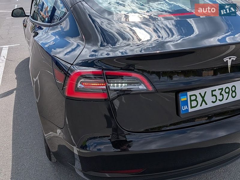 Седан Tesla Model 3 2022 в Каменец-Подольском