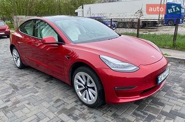 Седан Tesla Model 3 2020 в Дніпрі