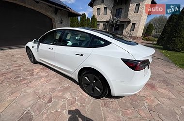 Седан Tesla Model 3 2023 в Києві