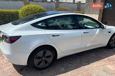 Седан Tesla Model 3 2023 в Києві