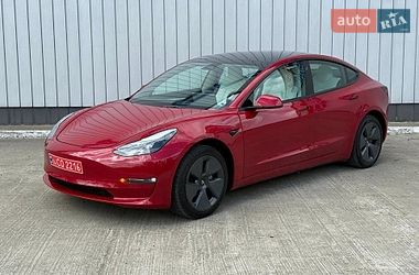 Седан Tesla Model 3 2023 в Чернівцях