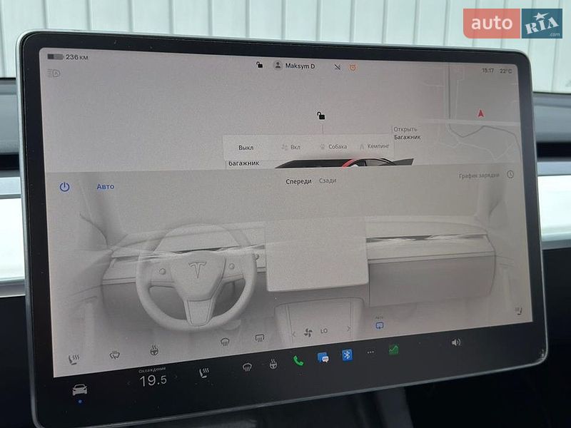Седан Tesla Model 3 2023 в Чернівцях