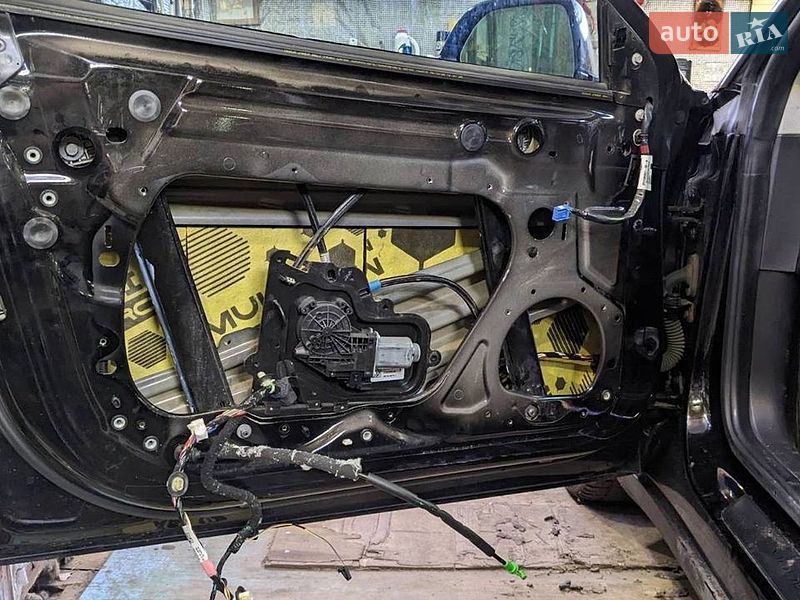 Седан Tesla Model 3 2020 в Києві