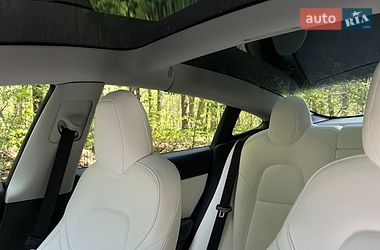 Седан Tesla Model 3 2018 в Вінниці