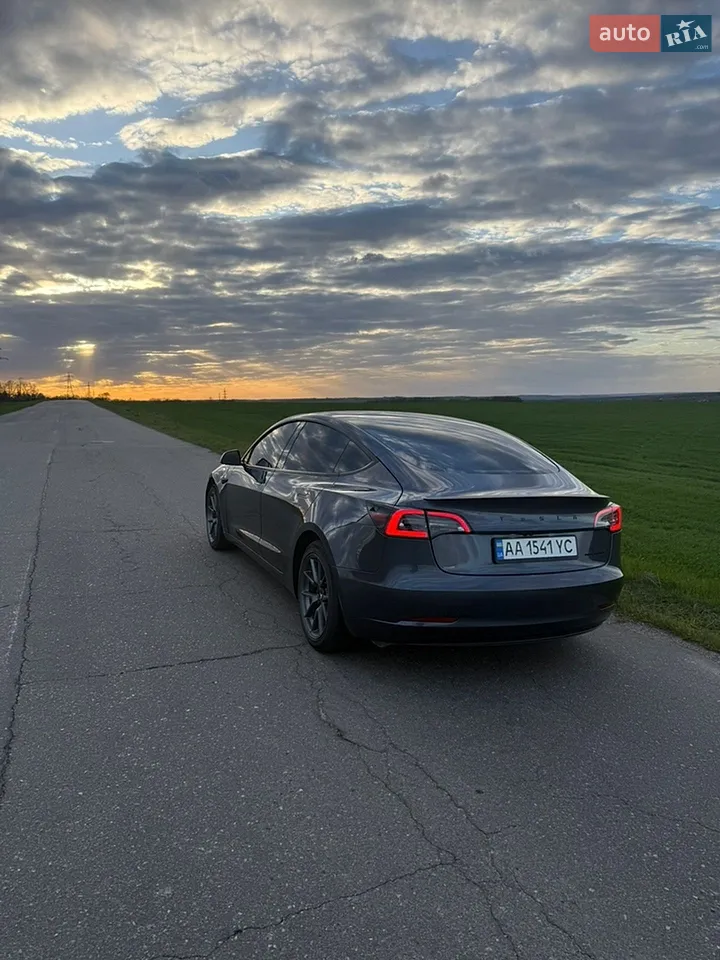 2022 Tesla Model 3 - мініатюра 26