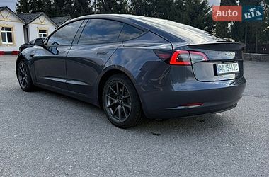 Седан Tesla Model 3 2022 в Києві