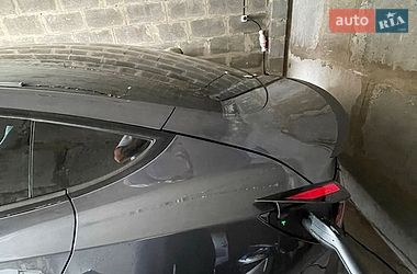 Седан Tesla Model 3 2022 в Києві