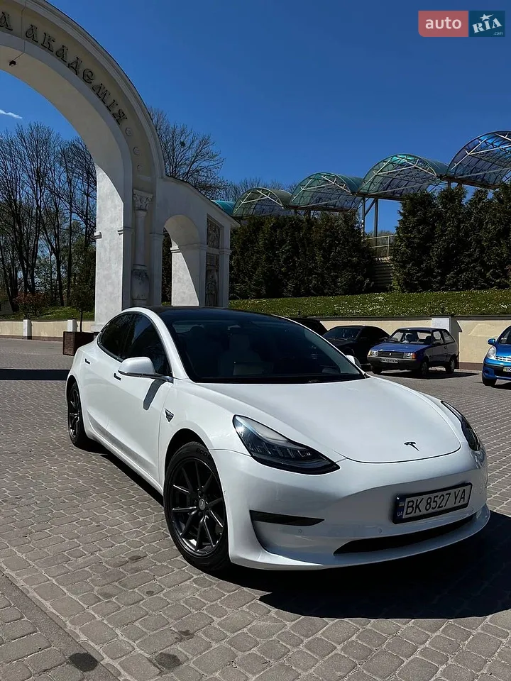 2019 Tesla Model 3 - мініатюра 15